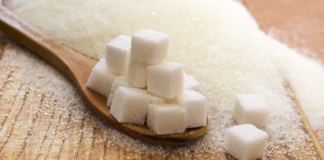 Что станет с организмом, если есть слишком много сахара, и что случится, если от него отказаться