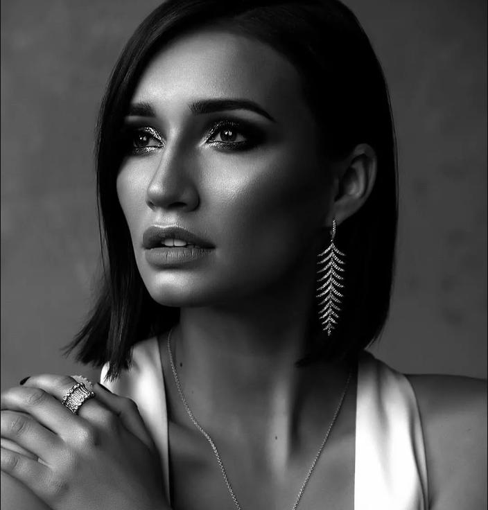 С момента старта реалити-шоу "Дом-2" его участники стали неотъемлемой частью повседневной жизни зрителей.-8