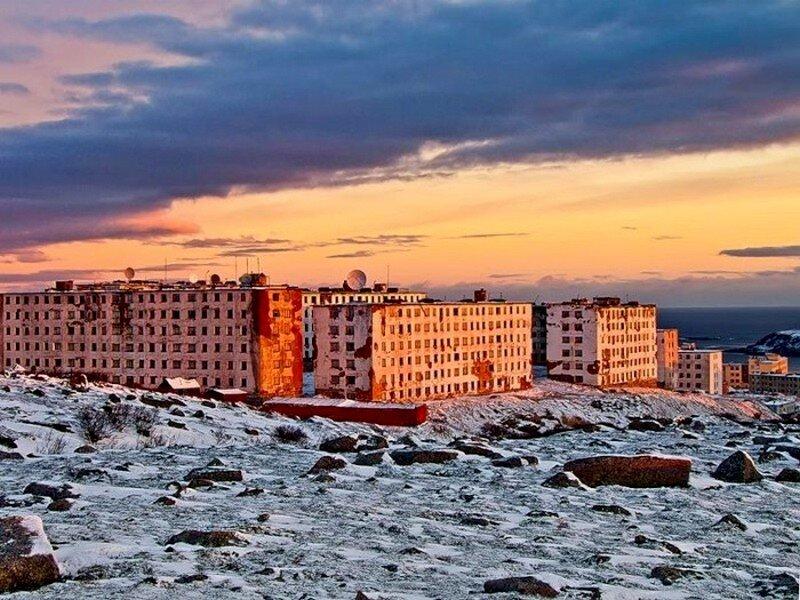 Как бы наши власти не старались повысить рождаемость, повышая материнский капитал, тем не менее, ежегодно население нашей страны сокращается в среднем на 400 тысяч человек.-2-3