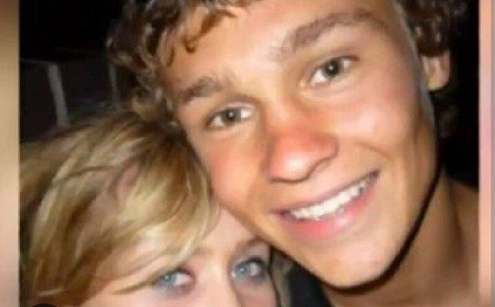 Знакомьтесь это Сэм Боллард , жизнерадостный красавчик и любитель регби. Из-за глупого спора погубил свою жизнь в 19 лет. В 2010 году 19 - летний Сэм Боллард отдыхал с друзьями во дворе его дома.-3