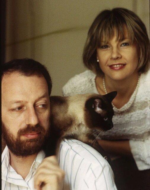 Несмотря на видимость идеального брака, союз писателя и актрисы оказался обречен.