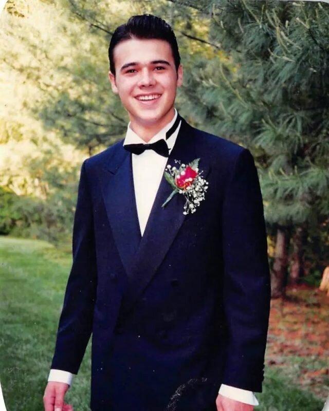 Эмин в детстве