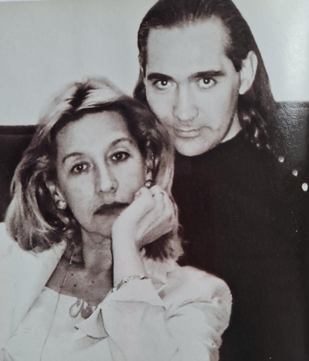 Круче этого мезальянса в Латвии не было. Марута: врач и академик, белый халат и крахмальный чепчик, образованная женщина, здравомыслящая и законопослушная.