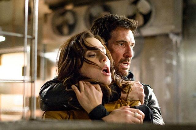 Наверняка ни для кого не секрет, что Голливуд остаётся заветной мечтой для каждого актёра. Отечественные звёзды кино тут не являются исключением.-10