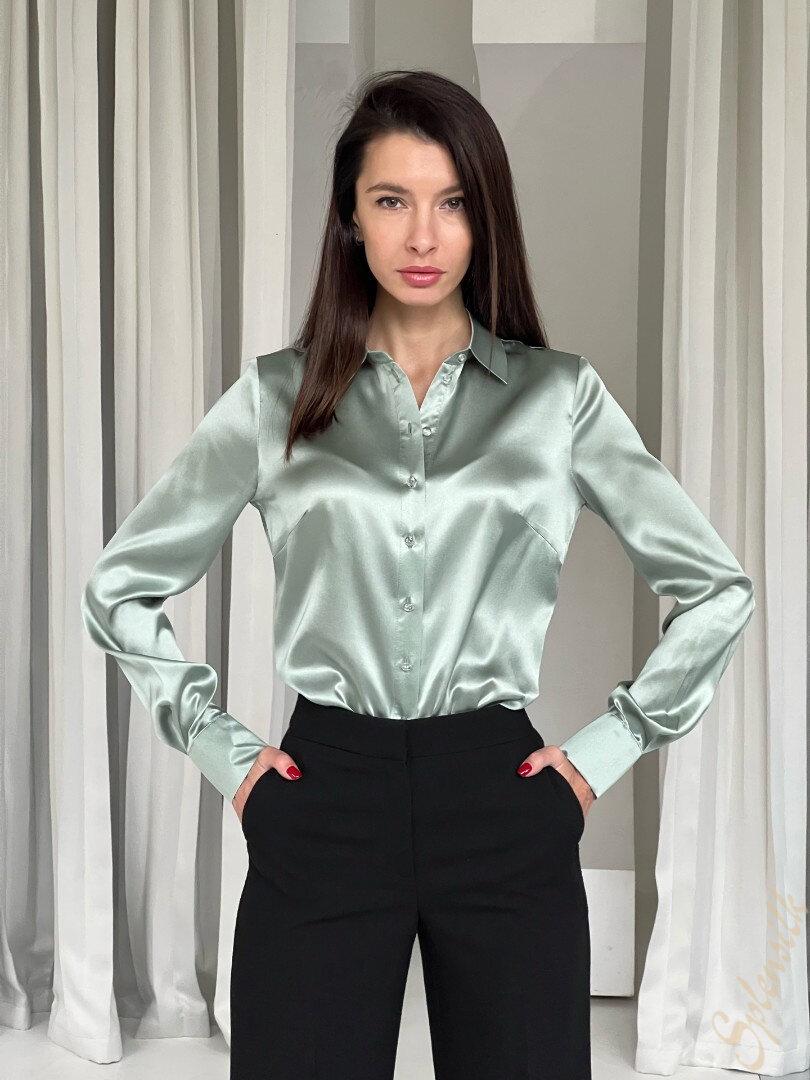 Девчата, привет! Давайте поговорим о вещах, которые дамы любят носить осенью, но которые в силу определённых своих характеристик могут старить. Это не говорит о том, что их нельзя носить.