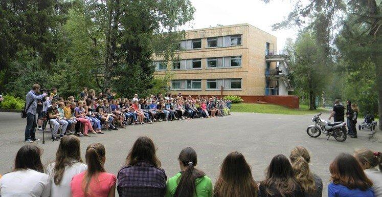 Это чрезвычайное происшествие случилось в начале июня 1960 года. Удивителен и масштаб трагедии - 28 человек, и место.-10-2