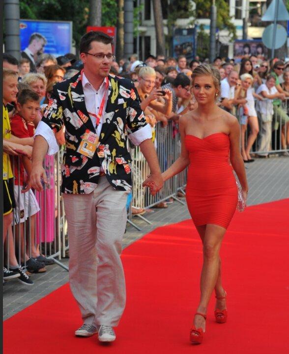 Харламов и Асмус на красной ковровой дорожке.