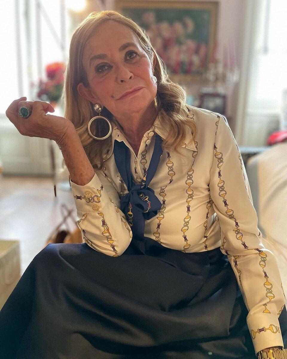 Рубашка по фигуре — не обязательно куцый и старомодный вариант с вытачками.