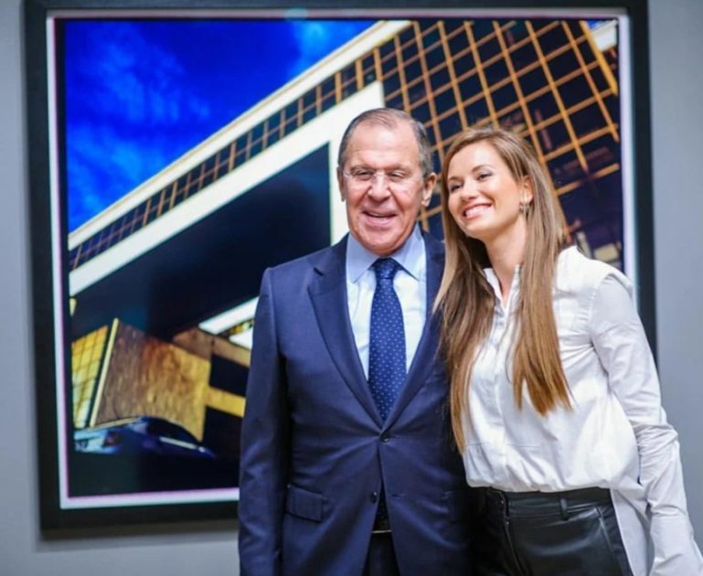 Как выглядит и где живет Екатерина: красавица-дочь министра иностранных дел Сергея Лаврова