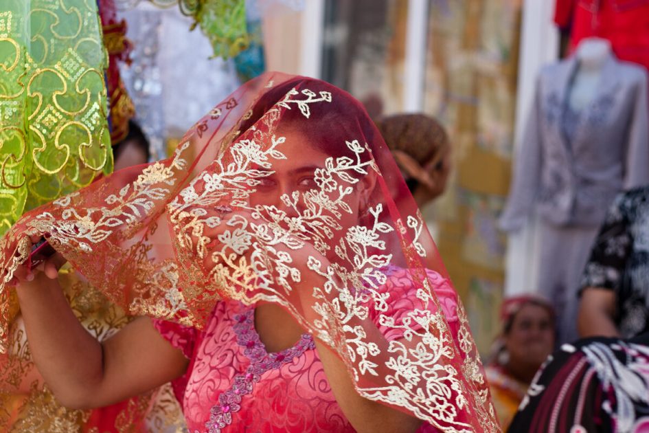 Как узбеки относятся к женщинам. Увидела своими глазами