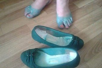 Позоримся на таких мелочах: 5 простых правил обувного этикета