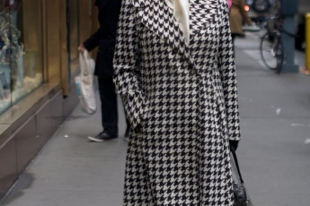 7 привычек, от которых стоит отказаться, чтобы выглядеть современно и стильно