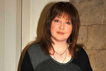 Живет одна на крохотную пенсию в маленькой квартире: печальная судьба поп-певицы Кати Семеновой