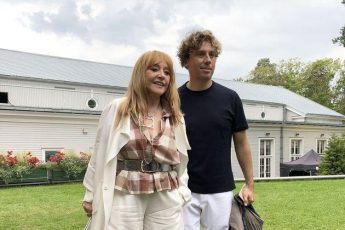 Пятикомнатная квартира Аллы Пугачевой на Тверской большей ей не принадлежит. Подробности