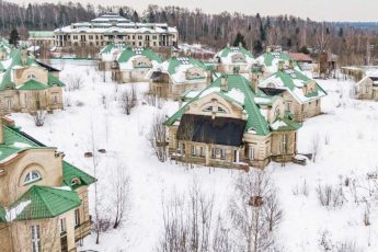 Заброшенные шикарные виллы «Газпрома». Подмосковье.