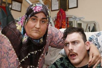 Что стало с турчанкой Гульсум после гибели русского парня за которым она ухаживала более 10 лет