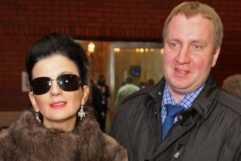 Как выглядит "памятник-дворец" на могиле мужа Дианы Гурцкая