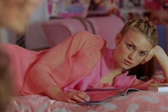 Актрисы снявшиеся во взрослых сценах до 18 лет (8 фото)