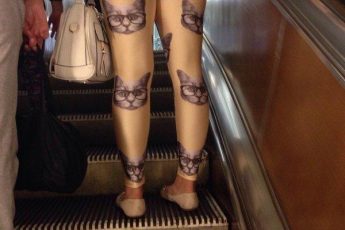 Без комплексов: 12 фото с людьми, которые своим примером показывают, как одеваться не надо