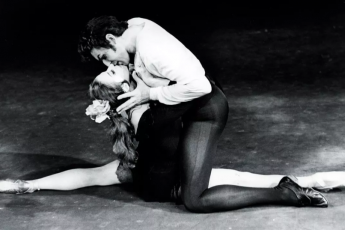 Плисецкая: «Майя понимала: сегодня у нее роман, а завтра кавалер может не вспомнить об этом. Просто ей требовалось поклонение сильного пола»