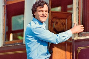 «Будешь моей младшей женой и старшей дочерью, — сказал Коля. — Никаким жёнам не давал свою фамилию, тебе дам». Тайная жизнь Николая Ерёменко