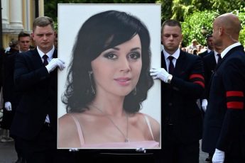 Анастасия Заворотнюк: действительно ли ЭКО всему виной?