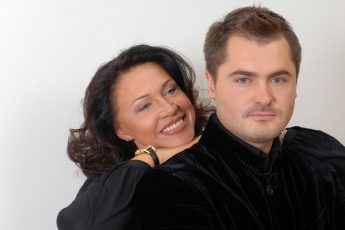 «Бабкина молчит, а Гор меняется»: куда делся молодой возлюбленный народной артистки