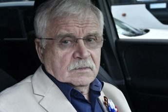 «Не хочу быть враньём»: Никоненко жёстко высказался про Васильеву и молча забрал внука себе