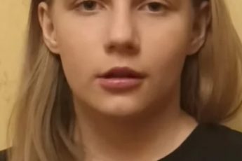 Так где же все таки учится Алиса Теплякова и учится ли вообще...