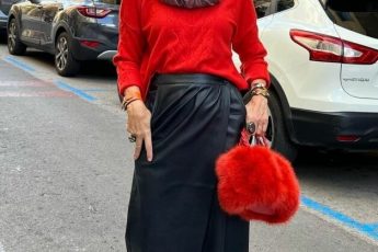 Что лучше носить, если вам за 60? 18 образов на любой вкус. Что выберите вы?