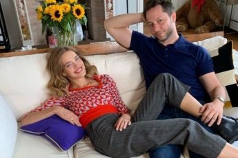 Свет, уют и аристократичность: Смотрим парижский особняк Натальи Водяновой и Антуана Арно