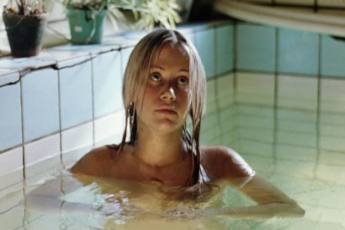 Фильм, искажающий советскую действительность. В СССР так не жили. Драма Сергея Соловьева «Нежный возраст»