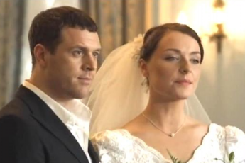 Пережил Норд-Ост, измену, разлуку с дочкой, встретил новую любовь. Как живет отец пятерых детей актер Иван Оганесян