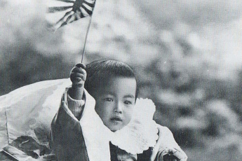 — Я не стану это есть. Это невкусно. — Как угодно, Ваше Высочество. Но предупреждаю - другой еды сегодня не будет.