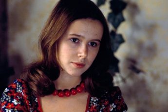 Дочери Евгении Симоновой - родные и приемная. Как актриса обманула опеку и зачем она это сделала