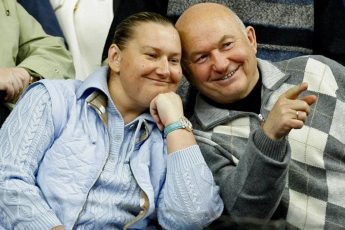 Елену Батурину не узнать. Из суровой бизнесвумен в элегантную леди