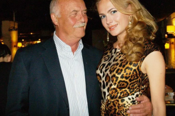 Отношения с известным режиссером, богатый муж, свадьба в Монако, как изменилась после пластики и сегодняшняя жизнь актрисы Анны Горшковой