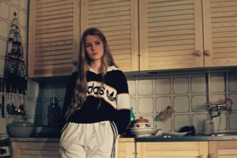 Советские вещи снова в моде: что из гардероба СССР носят в настоящее время