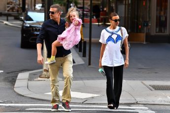 Как живет сейчас Ирина Шейк и сколько она зарабатывает?