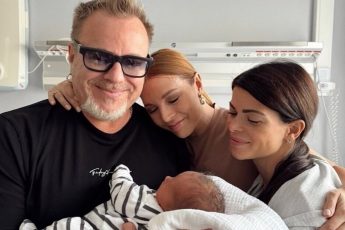 «Наша девочка»: Наталья Подольская и Владимир Пресняков показали трогательные фото с новорожденной дочерью Яны Дайнеко