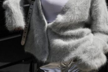 Топ-10 самых модных свитеров этой зимой