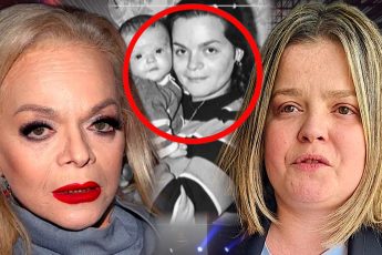 «Недолюбленная и с уймой зависимостей» - Почему 41-летняя дочка Ларисы Долиной до сих пор живёт со своей матерью