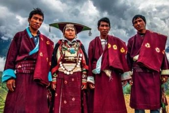 Мужские гаремы: как это было, кто придумал, и как жилось его обитателям