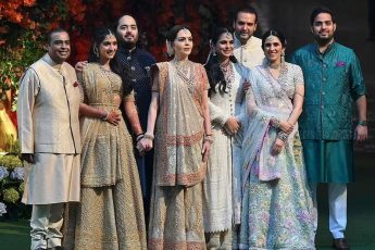 Как живет самая богатая семья в Индии