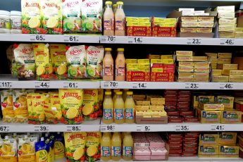 Яйца в бутылке