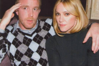 Гай Ричи спустя годы: “Это был ад” — почему он снова говорит о Мадонне